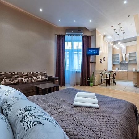 Apartments On Besarabka Kiev Luaran gambar