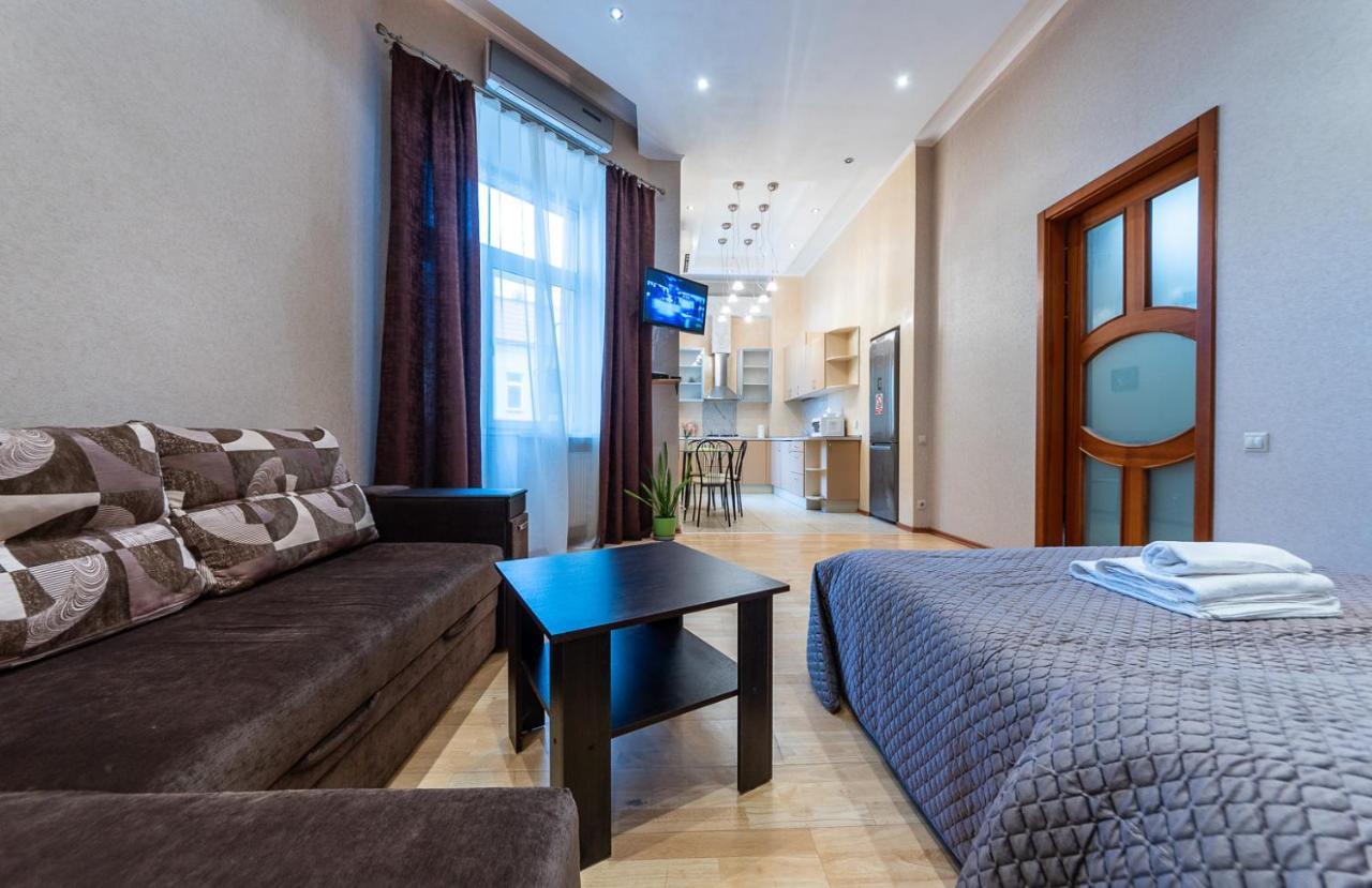 Apartments On Besarabka Kiev Luaran gambar