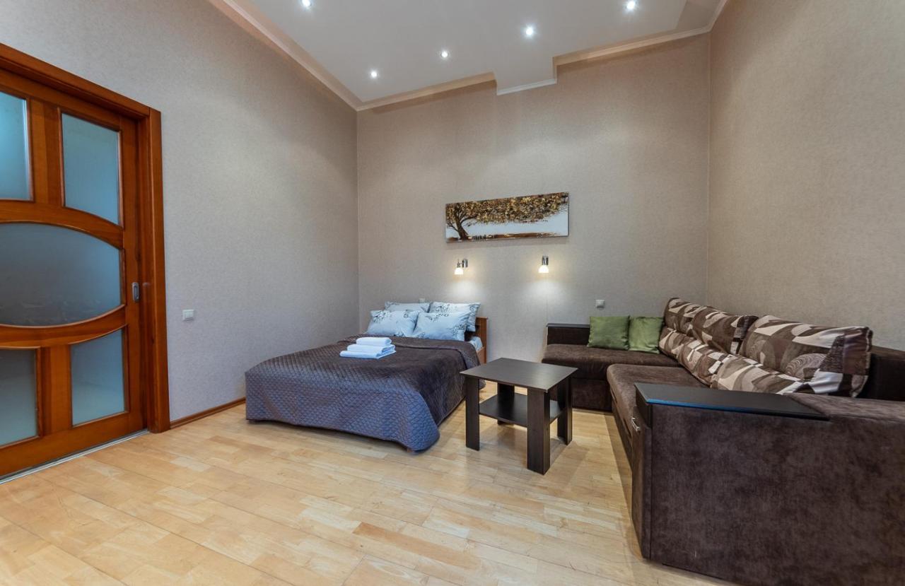 Apartments On Besarabka Kiev Luaran gambar
