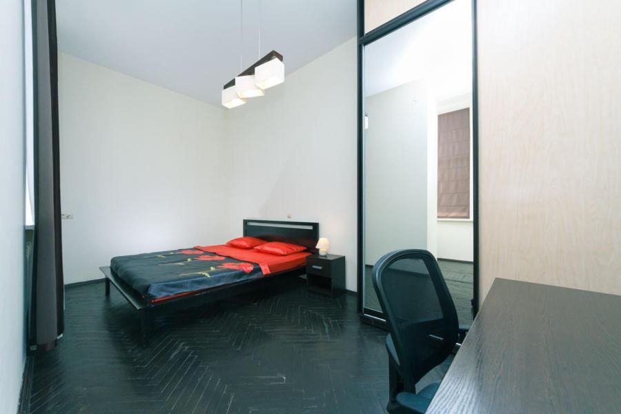 Apartments On Besarabka Kiev Luaran gambar