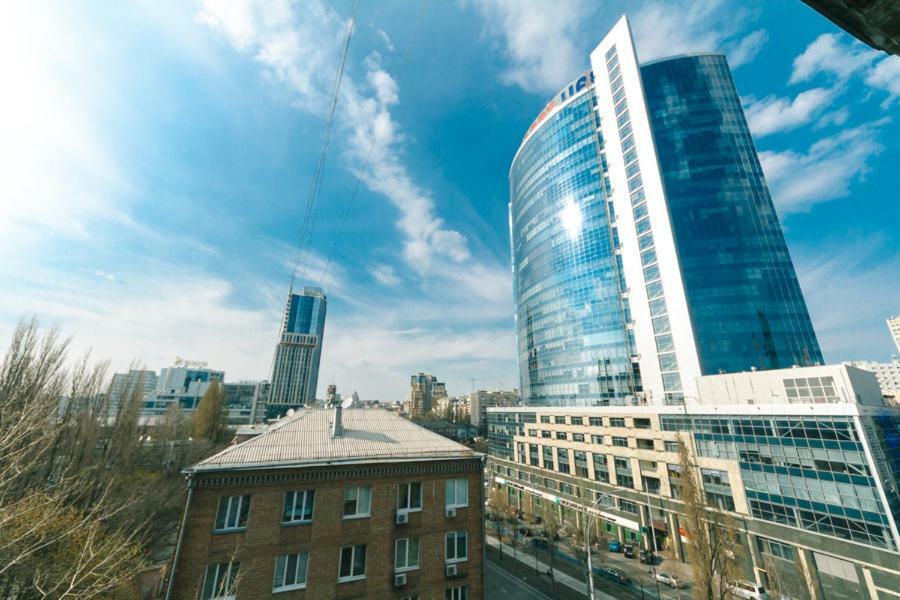 Apartments On Besarabka Kiev Luaran gambar