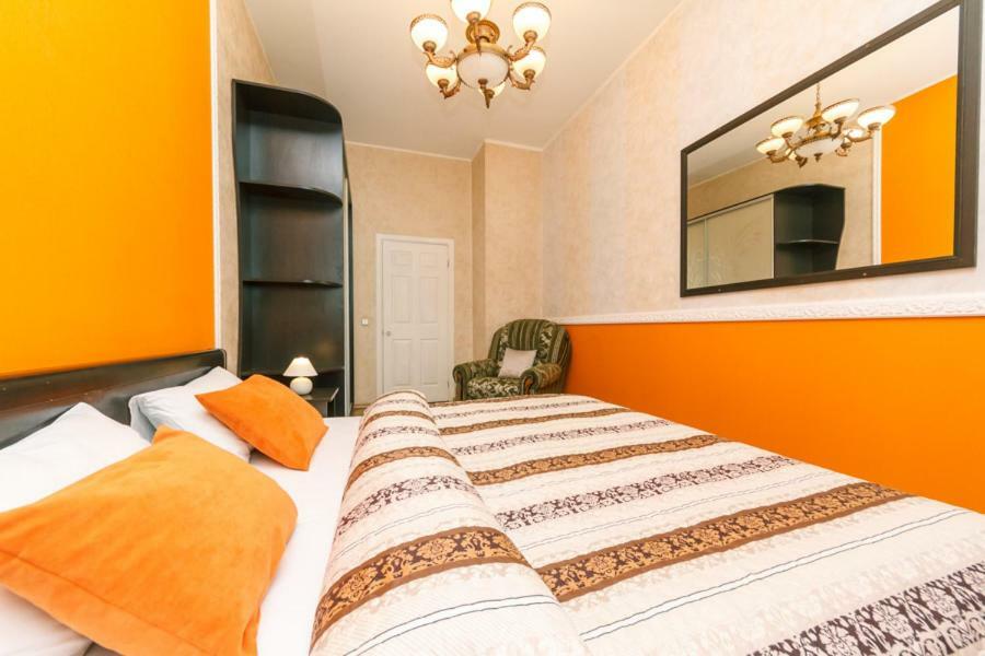 Apartments On Besarabka Kiev Luaran gambar