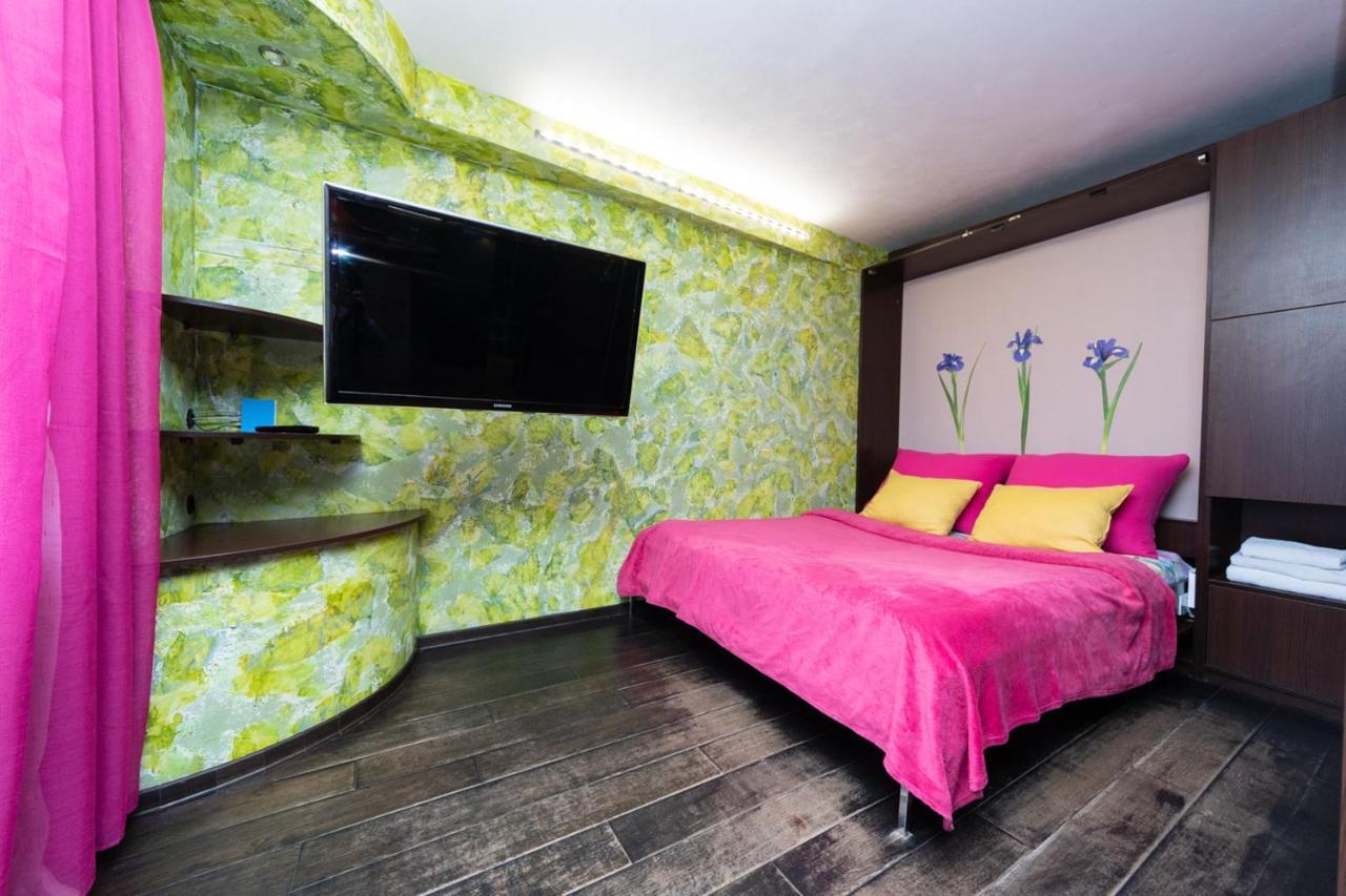 Apartments On Besarabka Kiev Luaran gambar